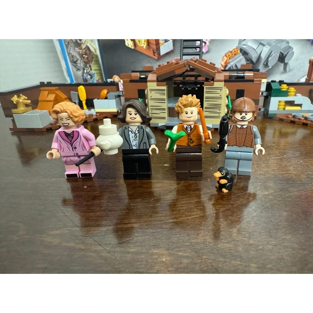 LEGO Harry Potter: Newt's Case of Magical Creatures (75952) Incomplete Set
